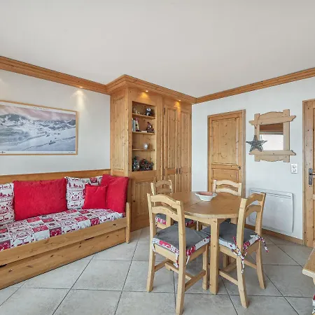 Apartment Confortable 6 Pers. Proche Des Pistes Avec Balcon Et Parking - Fr-1-640-11 *